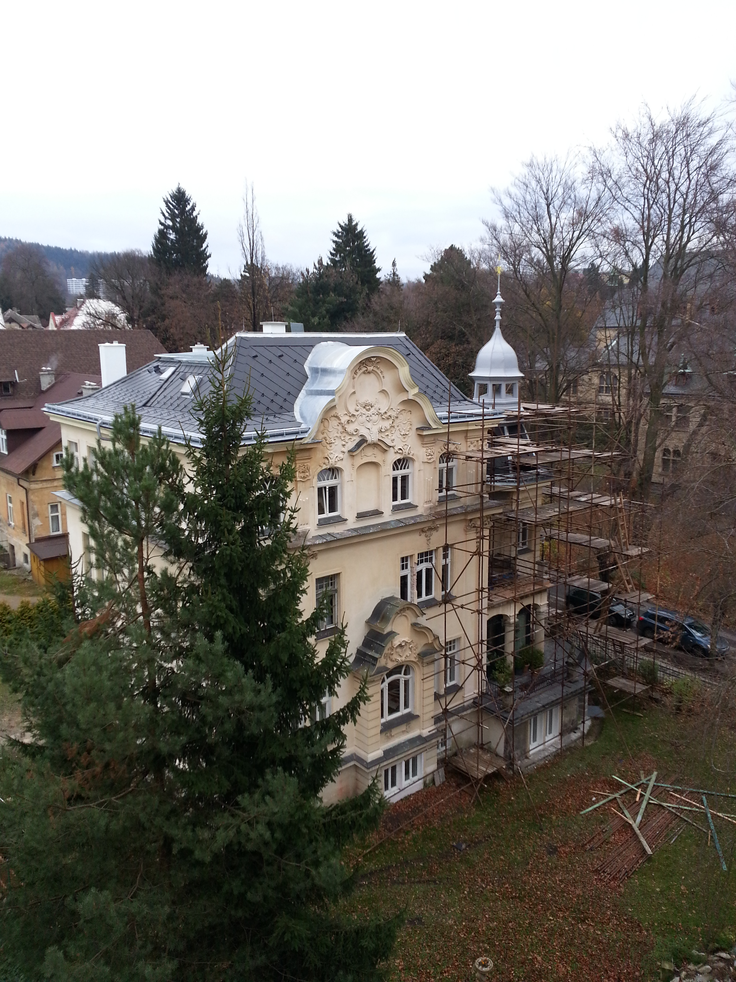 Vila ul. Gorkého Liberec - rekonstrukce střechy 